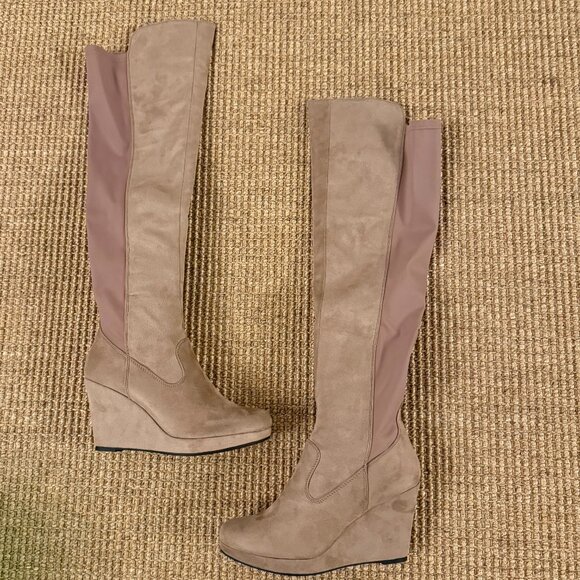 Suede taupe brand new knee high boots Chinese Laundry 7.5 - Picture 2 of 9